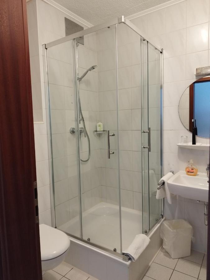 Hotel Sonnenkeller Neu-Ulm Ngoại thất bức ảnh