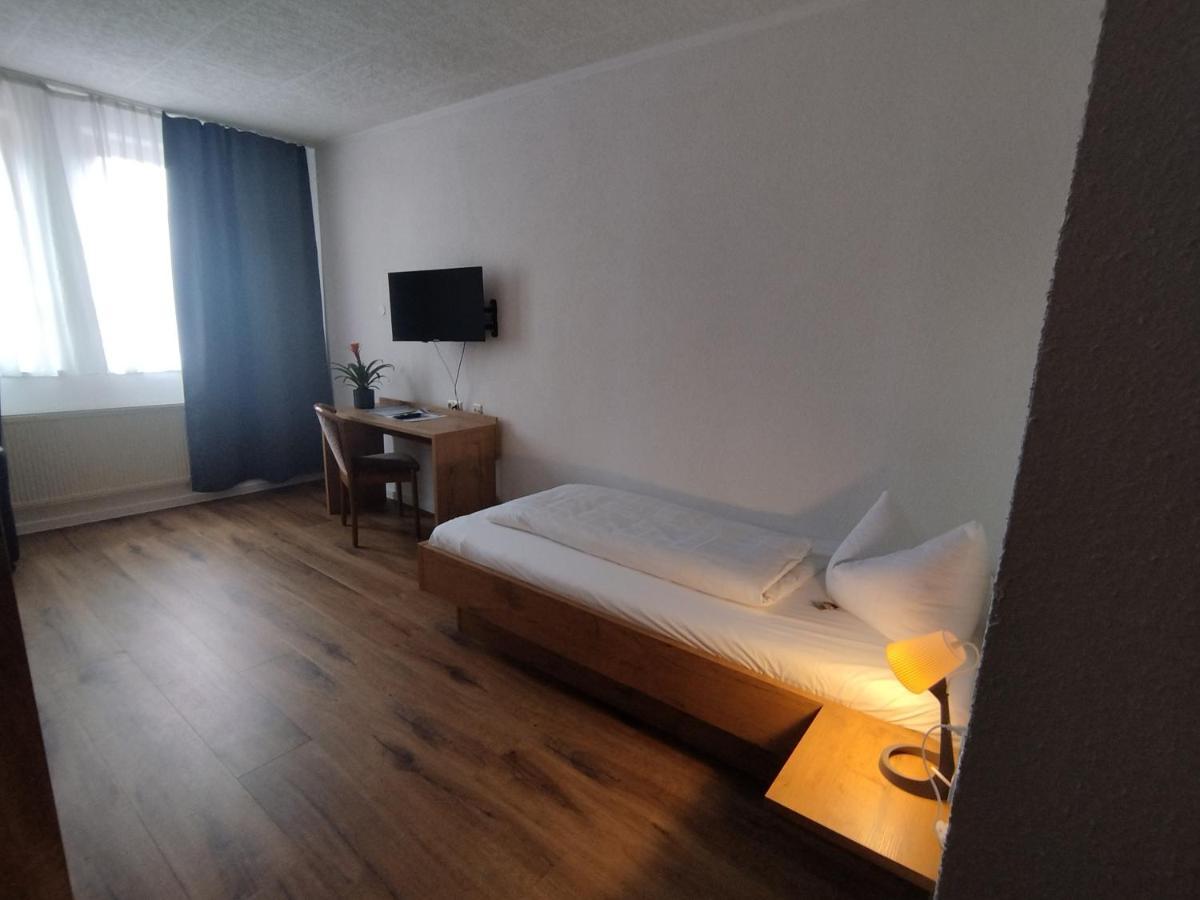 Hotel Sonnenkeller Neu-Ulm Ngoại thất bức ảnh